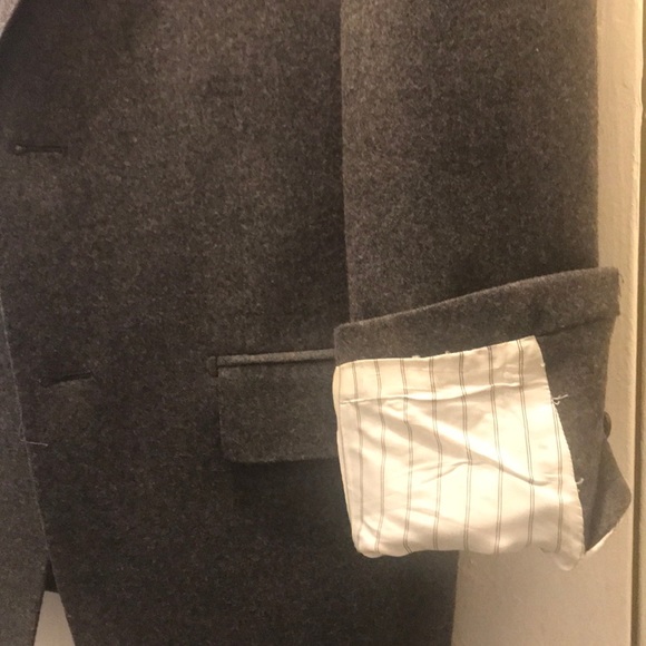 %100 Pure Wool Gray Suit SZ 38L - Made in Italy - Picture 5 of 7